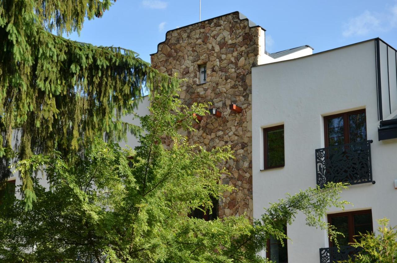 Floravilla Rajecké Teplice Buitenkant foto