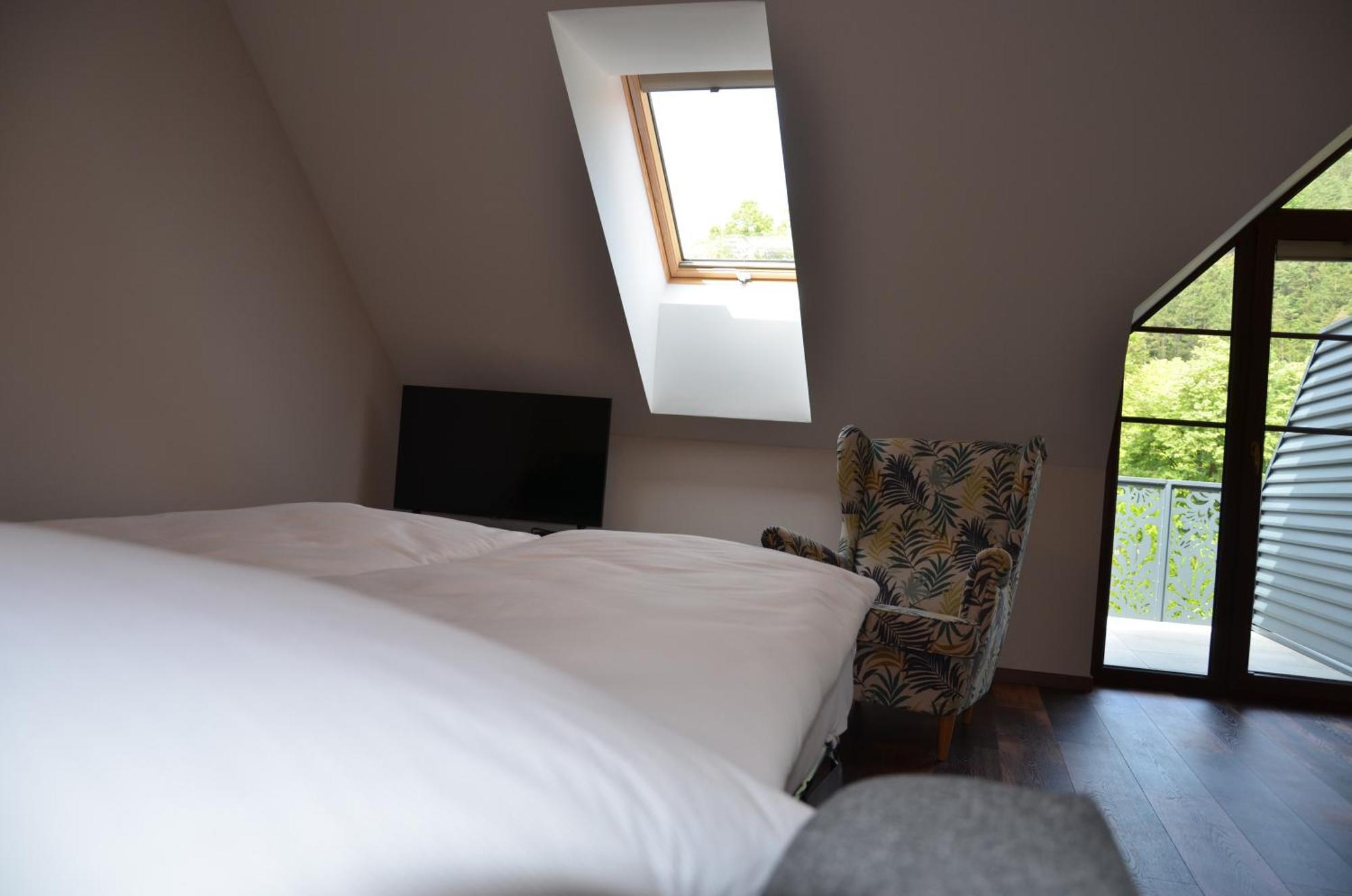 Floravilla Rajecké Teplice Buitenkant foto
