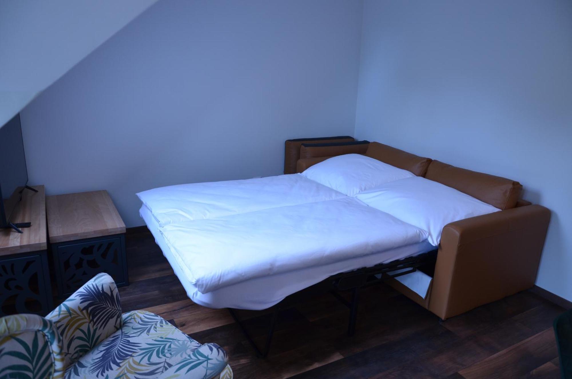 Floravilla Rajecké Teplice Buitenkant foto